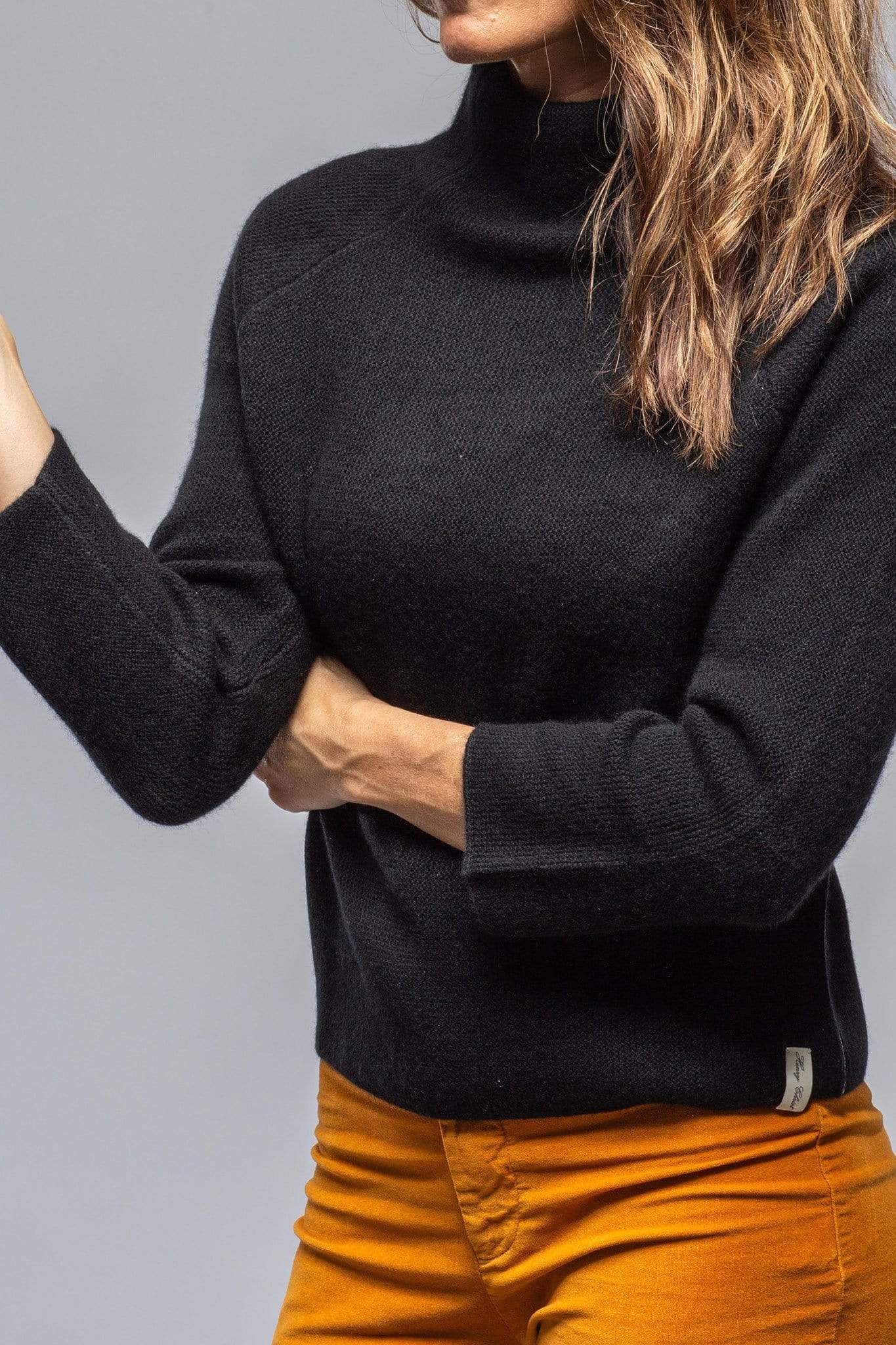 Clara Mock Cashmere Sweater In Black