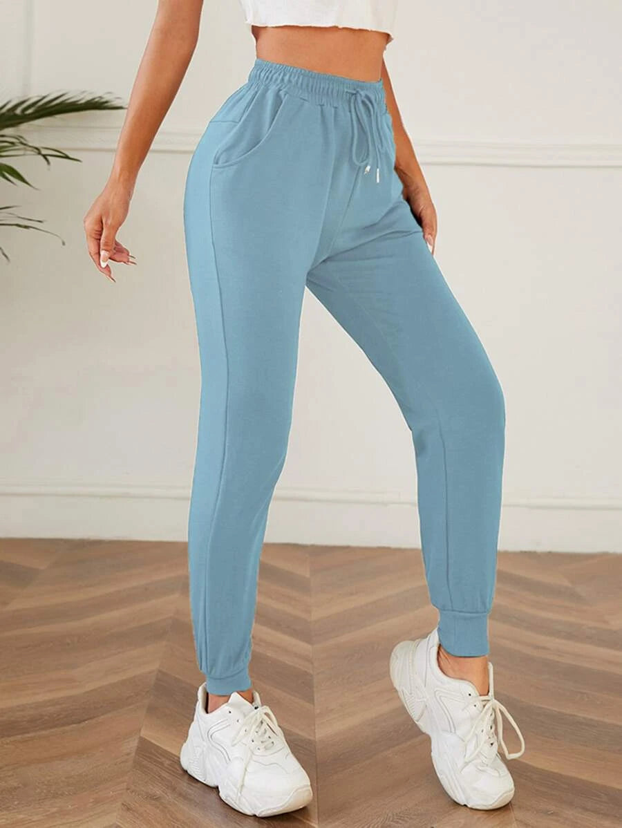 I'm 5'2″, here's the 14 Best Stores to Buy Petite Sweatpants - Petite  Dressing