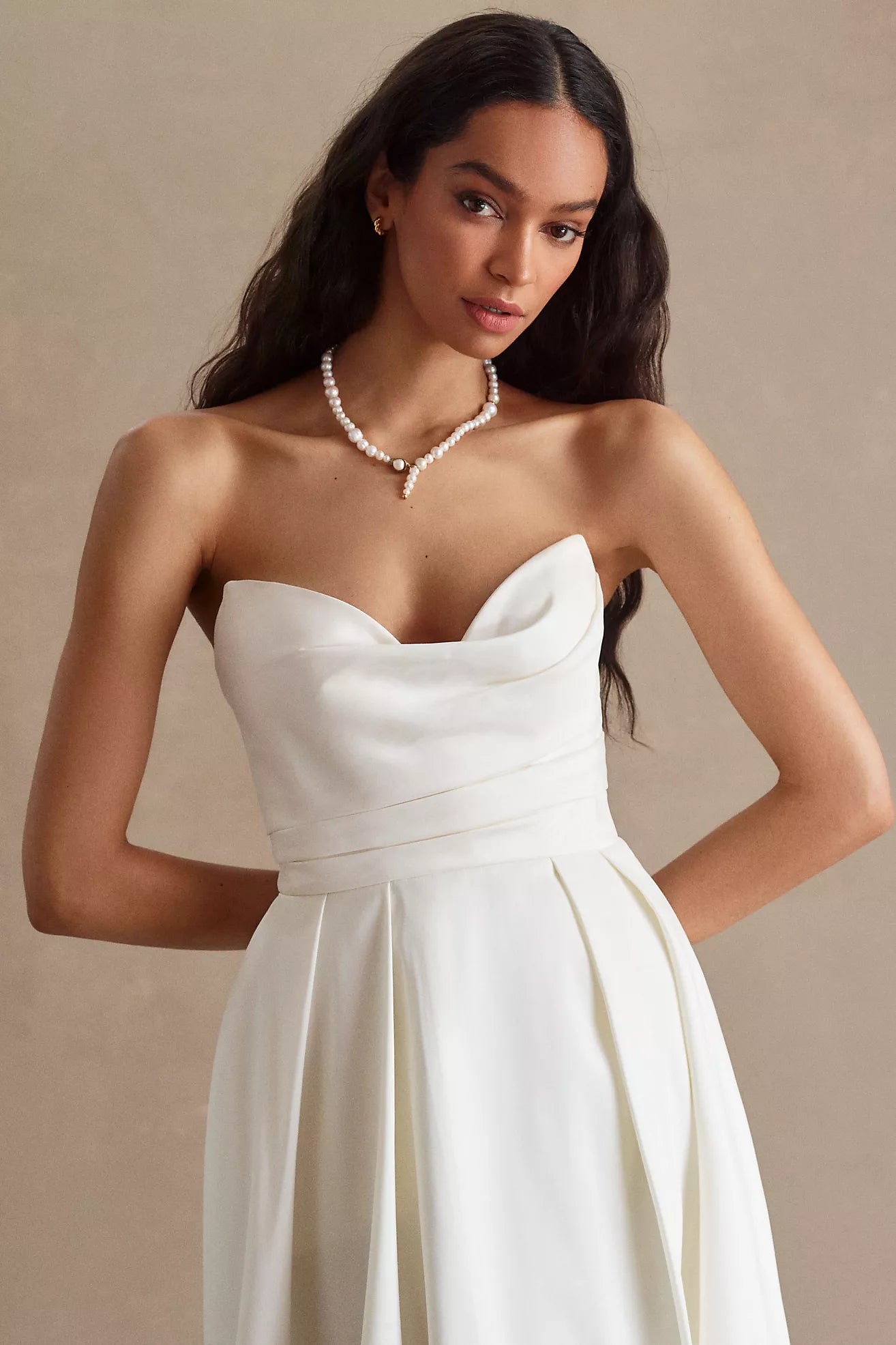 How to Choose The Best Small Bust Wedding Dresses - Lula Lu Blog