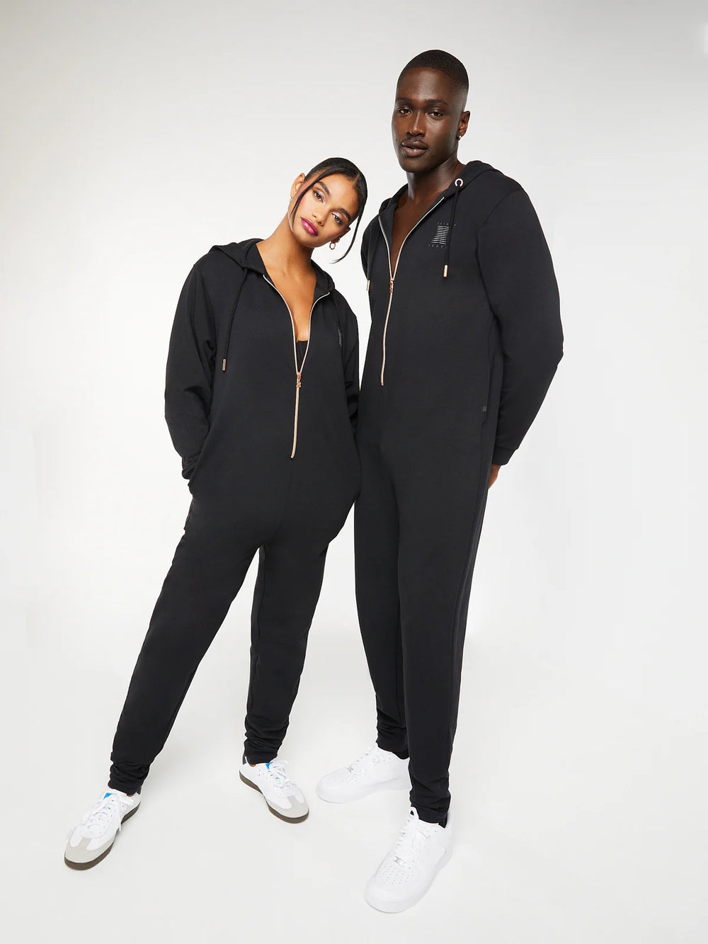 10 Matching Onesies For Couples That Are Actually Cute (2023) – topsfordays