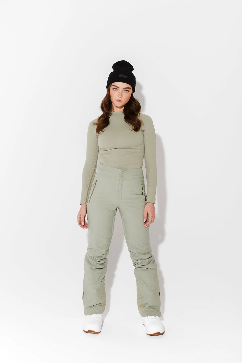 Snow Pants Women's Outfit