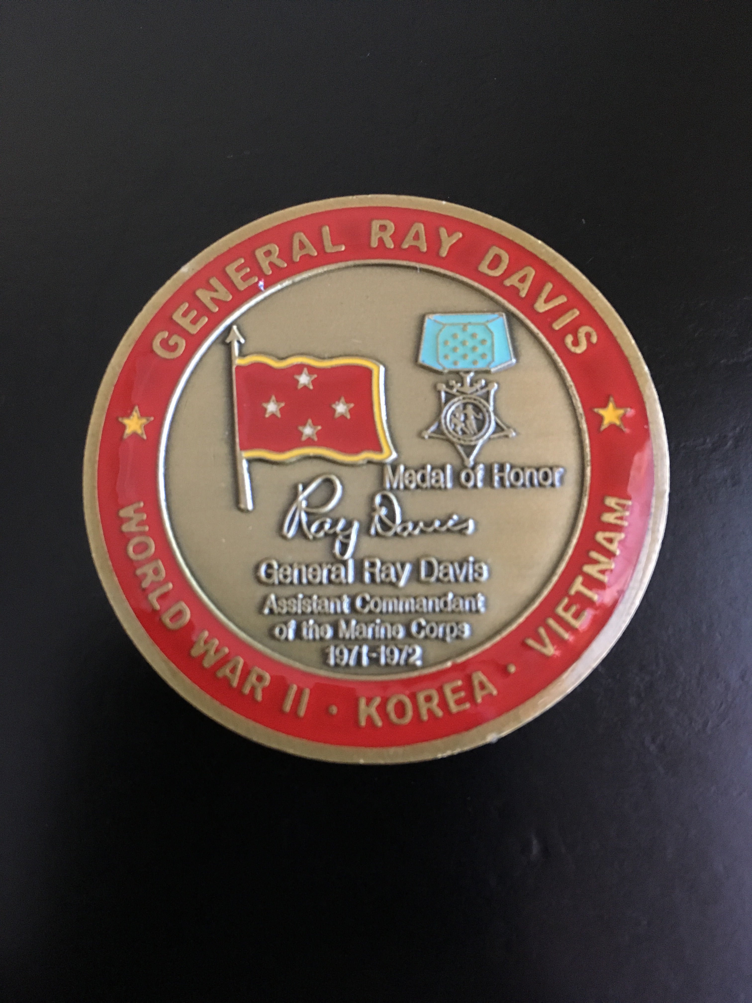 Medal of Honor (MoH) Recipient General Ray Davis – ChallengeCoinTrader, LLC
