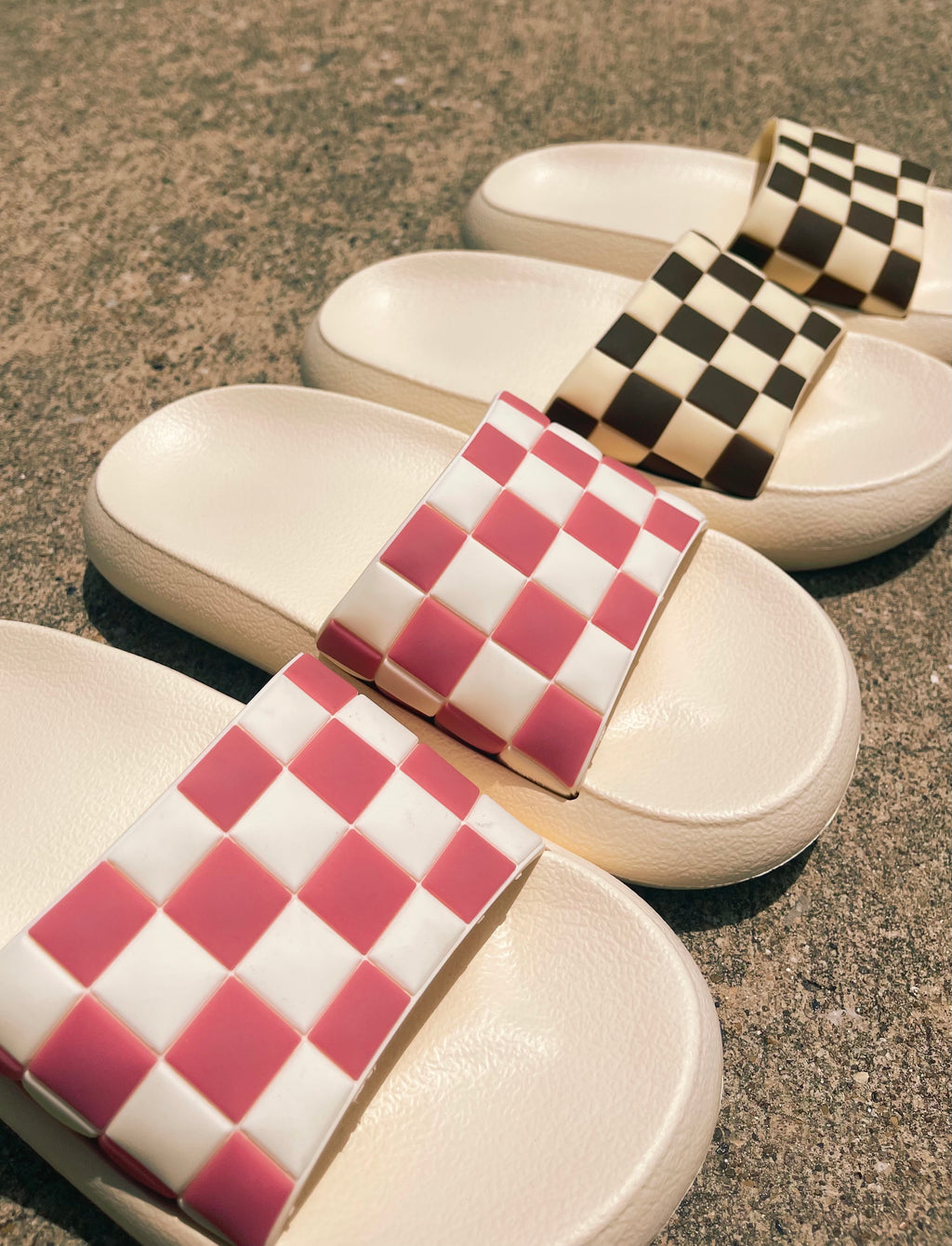 Checkerboard Pillow Slides // Pink