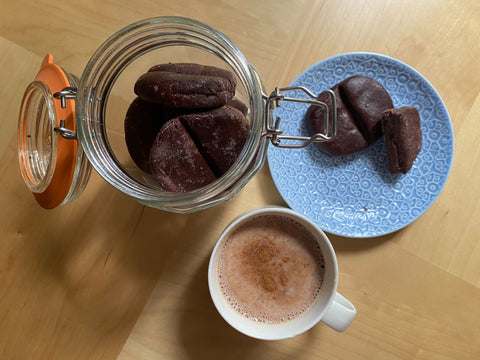 cacao nibs, hot chocolate, chocolate