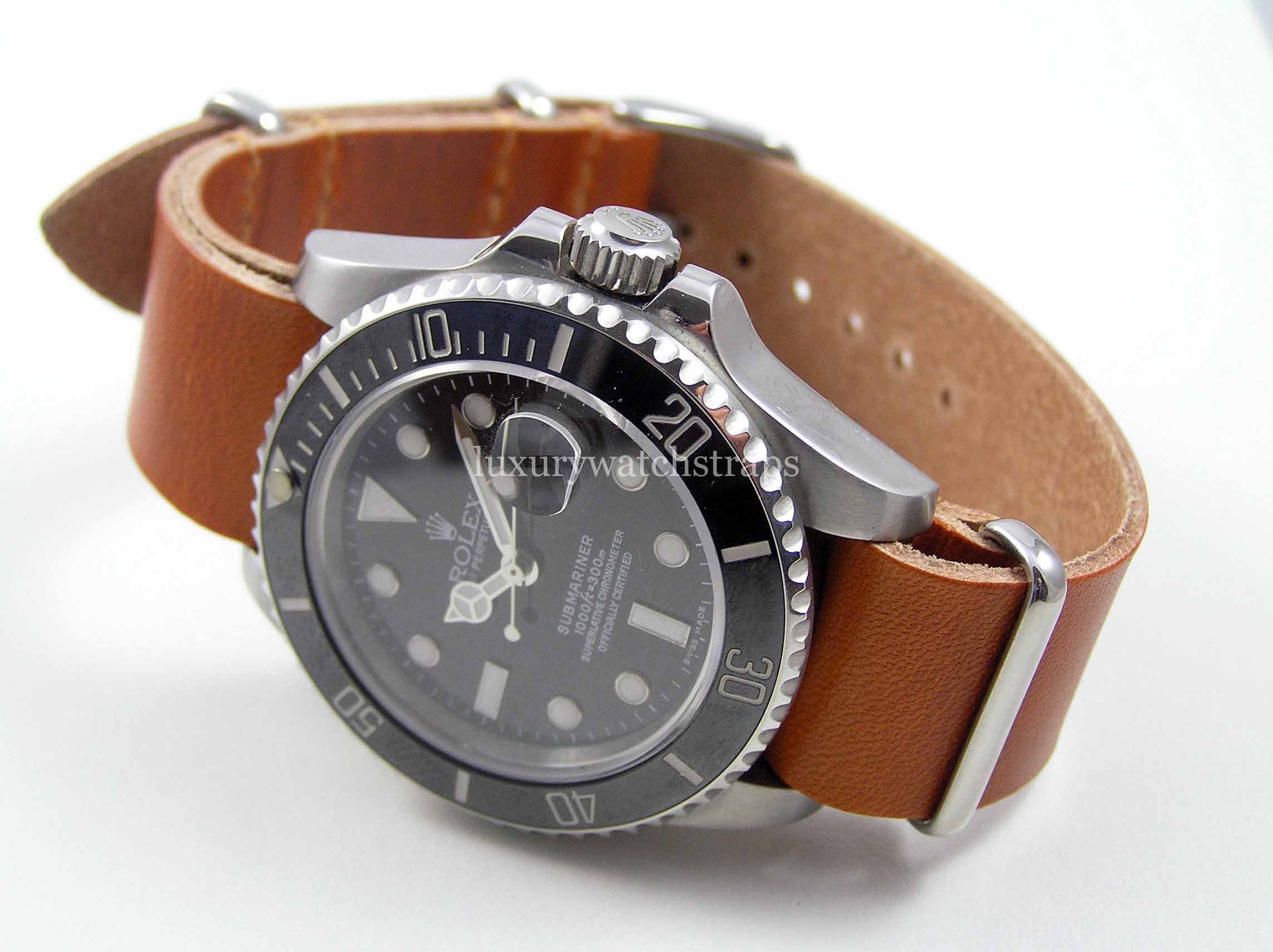 submariner leather nato