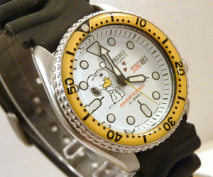 Custom Made Seiko Ceramic Snoopy Loves Woodstock Automatic Divers Day –  