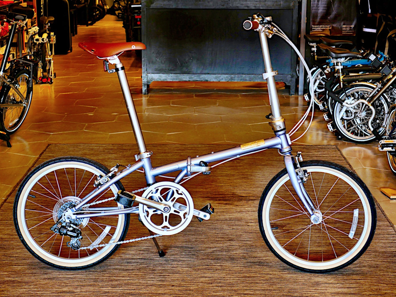 dahon boardwalk d7 classic