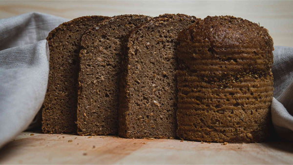 dosenbrot-angeschnitten-gewuerzbrot