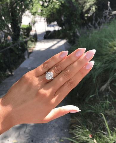 seamless oval halo engagement ring