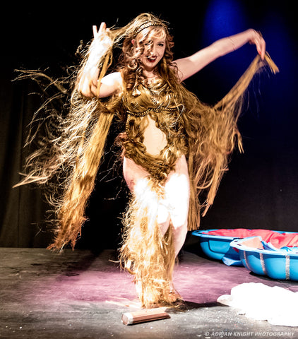 Fifi La Roux performing Birth of Venus at Miss Burlesque Ireland 2015