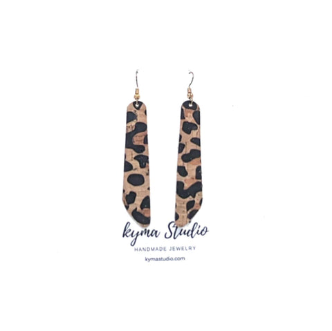 [Kyma Studio] Leopard Angle Cut Stripe Cork Earrings