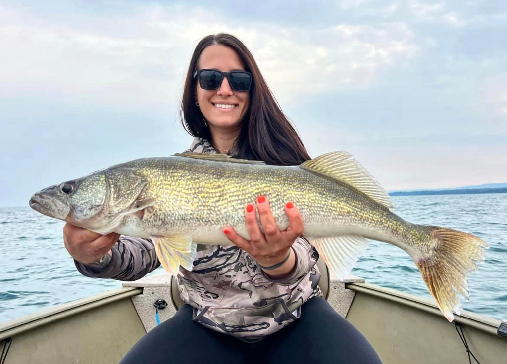 SNAP WEIGHTS FOR GREEN BAY WALLEYES USING 50+2 METHOD!! 