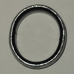 Slightly bent ring