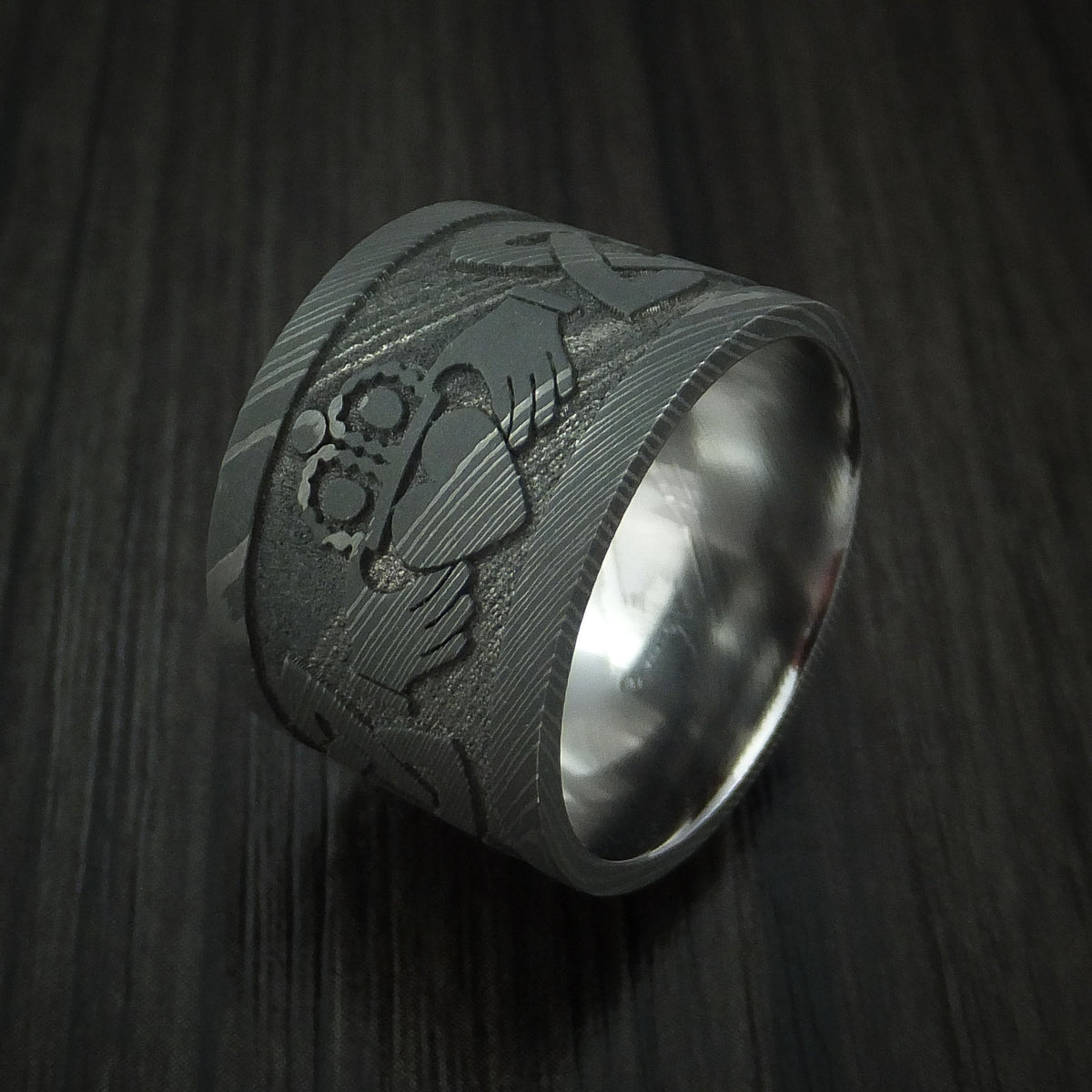 Wide Damascus Steel Celtic Irish Claddagh Men's Ring Hands Clasping He ...