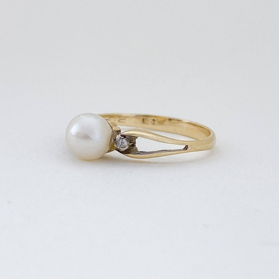 Vintage Pearl & Diamond Ring - Forever Mine Collectables