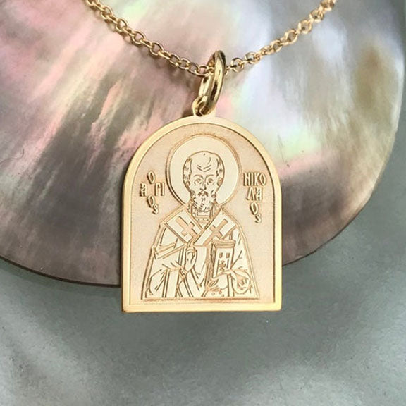 st nicholas gold pendant