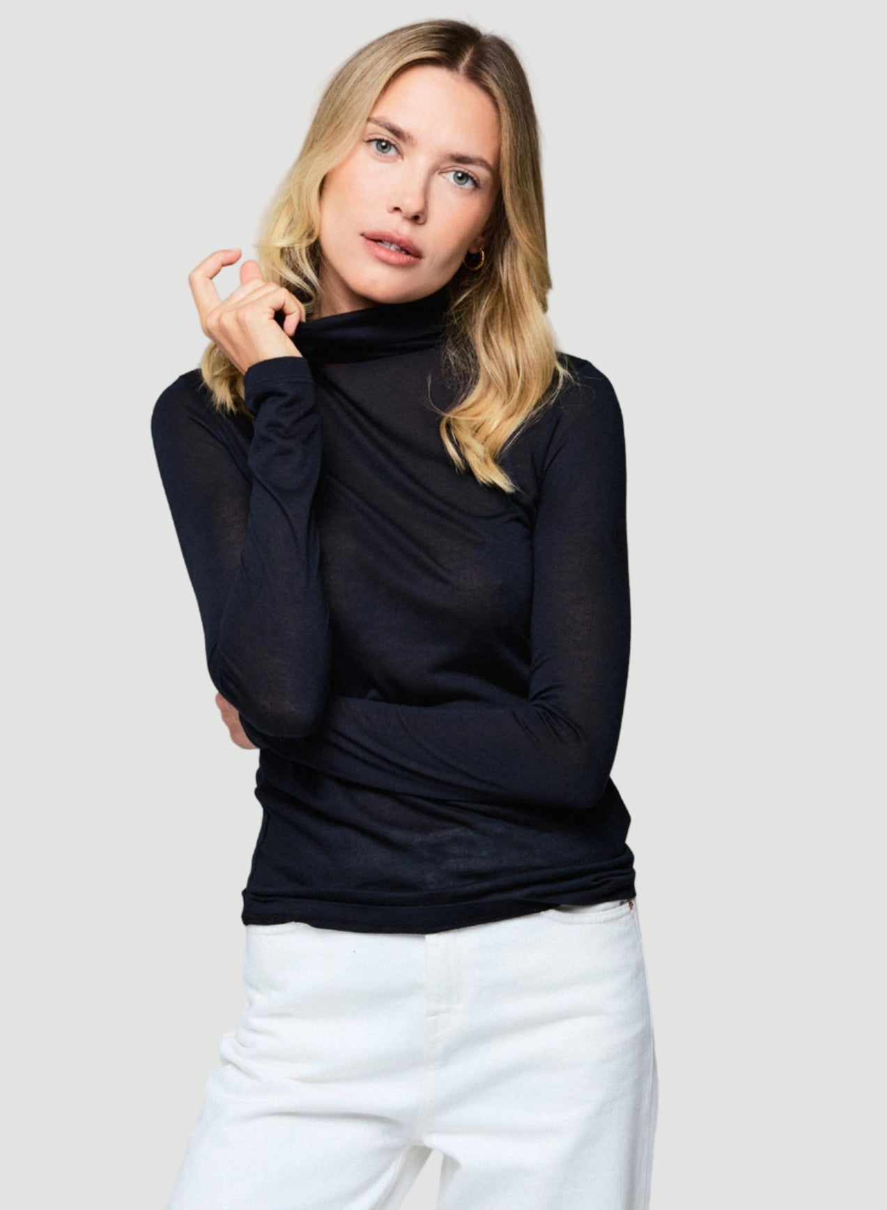 100% Machine Washable Cashmere Long Sleeve Turtleneck