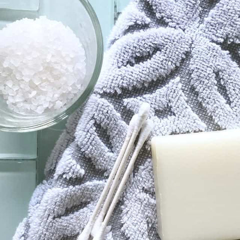 How To Use CBD Bath Salts