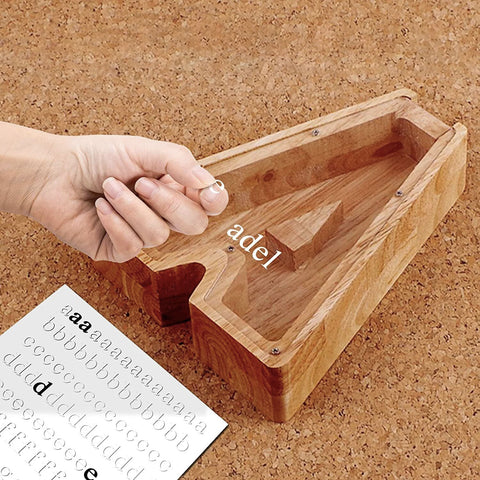 Tirelire lettre transparente en bois