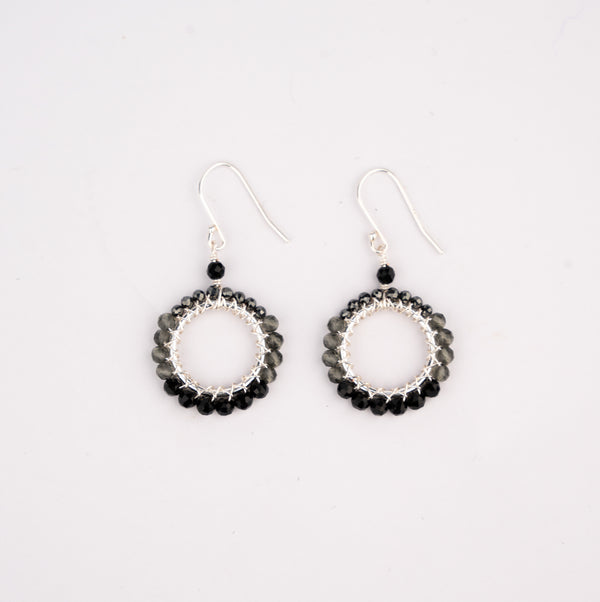 ONYX OMBRE ROUND EARRINGS