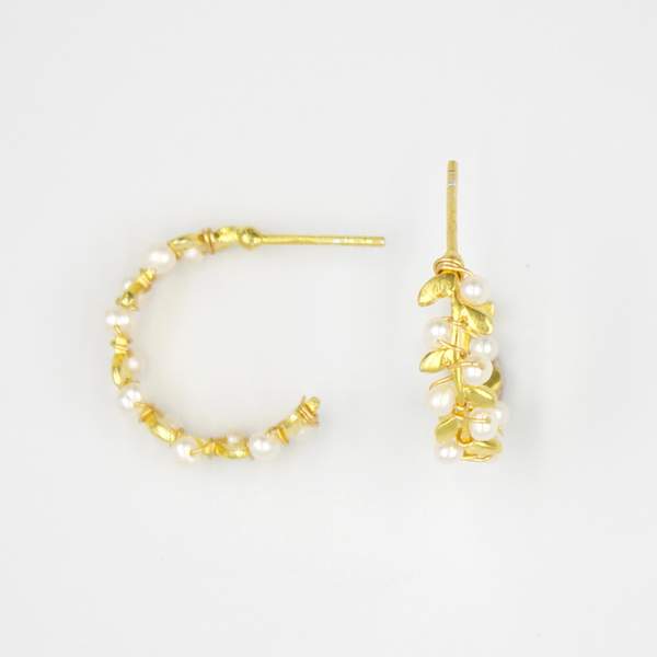 PEARL VINE EARRING