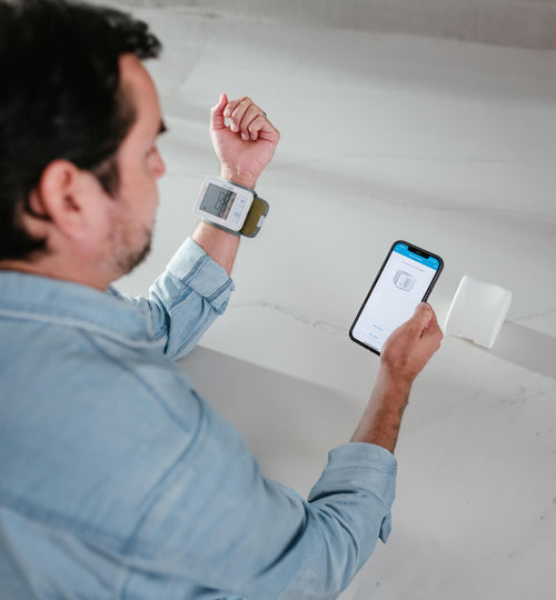 iHealth launches Ease, a $40 smartphone-connected blood pressure cuff