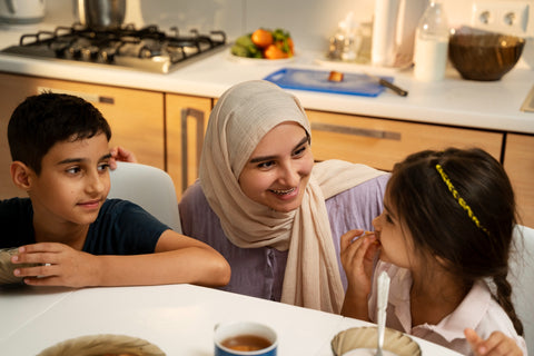 muslim-mom-talking-to-her-children