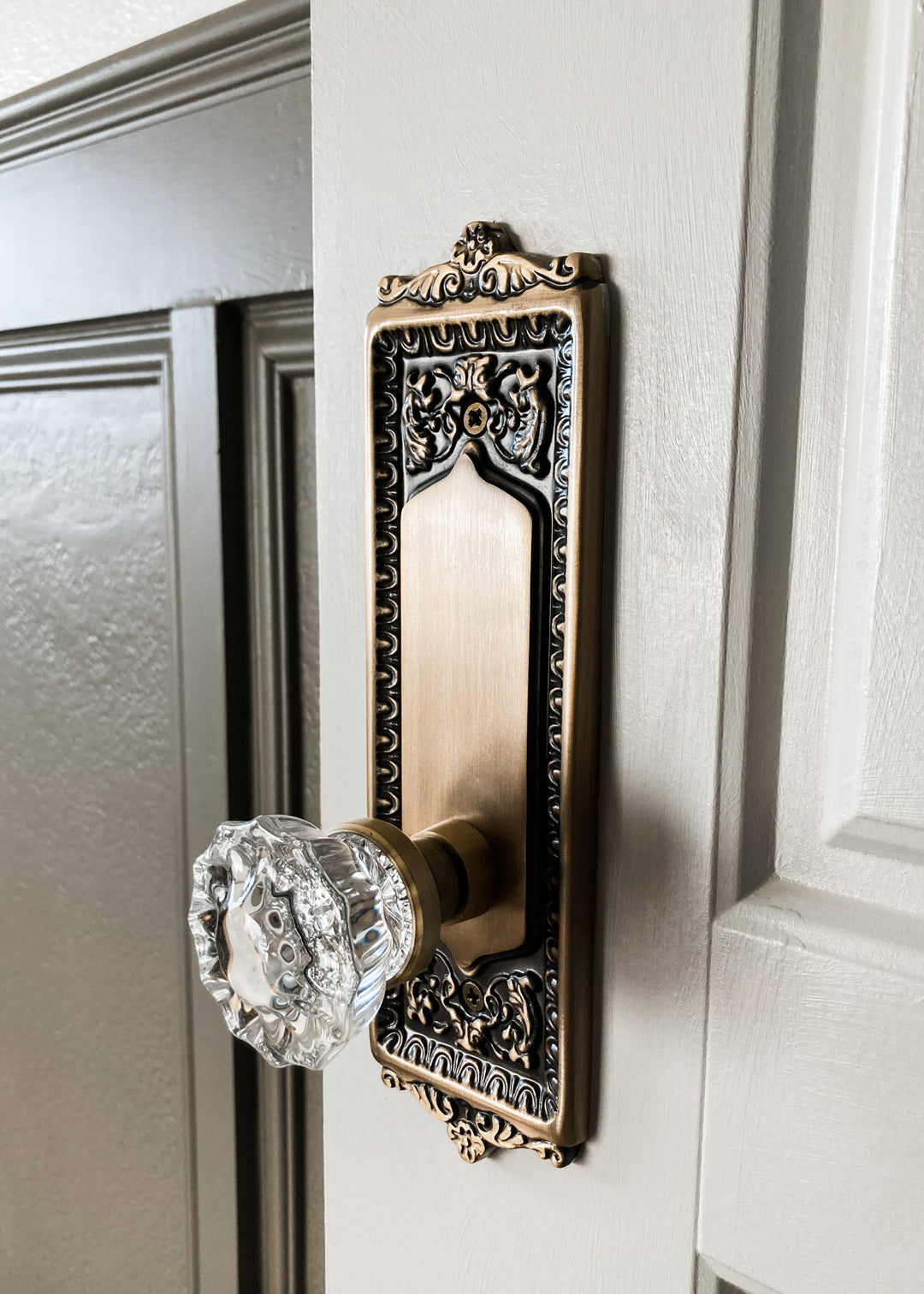 vintage-inspired brass crystal door hardware nostalgic warehouse megann gresham houze egg & dart