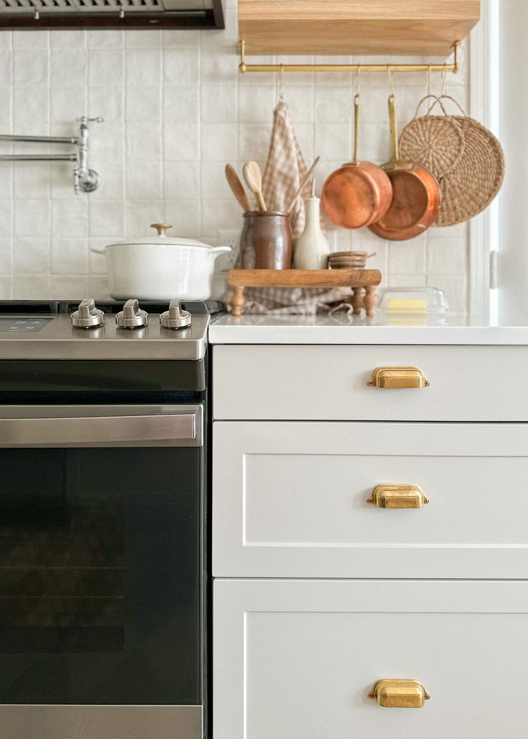 michelle milowe white kitchen cabinets unlacquered brass cabinet hardware nostalgic warehouse