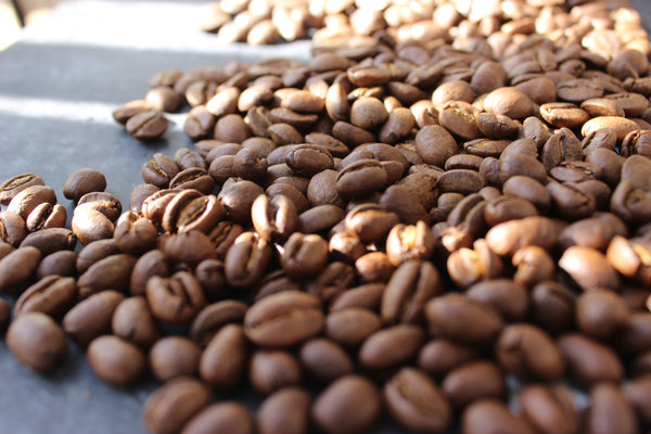 Roasting Kona Coffee Beans | Honolulu Coffee