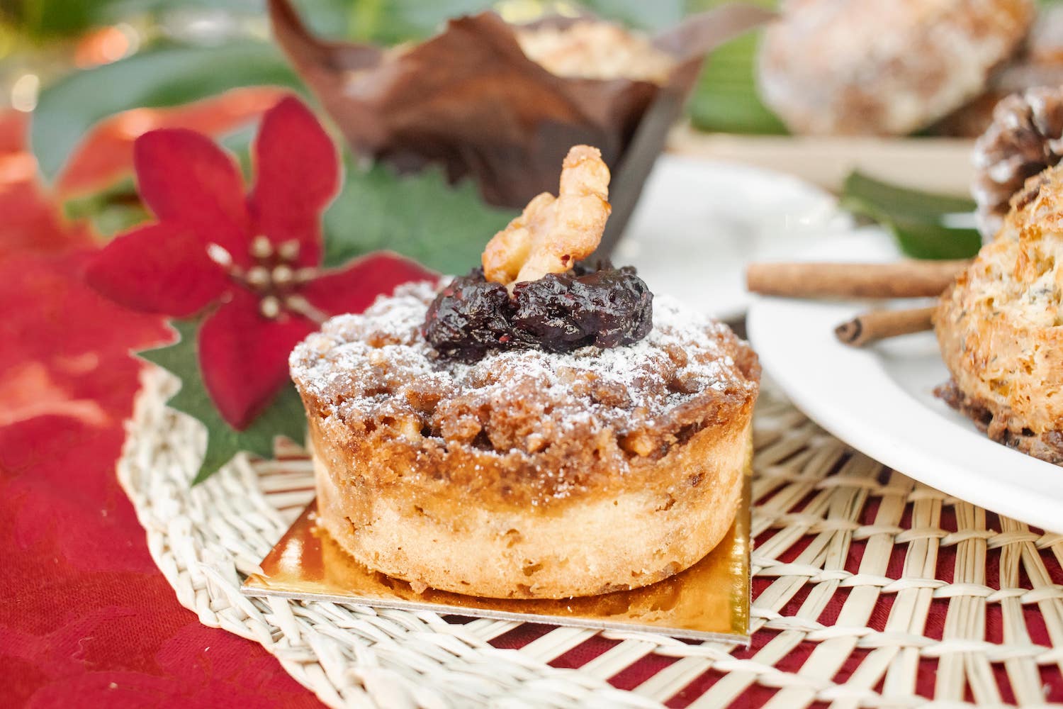 Honolulu Coffee seasonal menu item: Walnut Coffee Cake