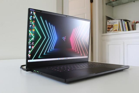 Razer Blade 17 - 最好的 17 英寸遊戲筆記本電腦