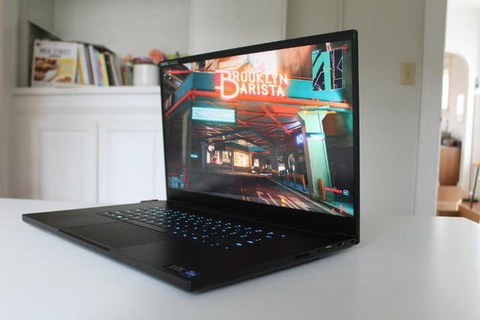 Razer Blade 17 - 最好的 17 英寸遊戲筆記本電腦