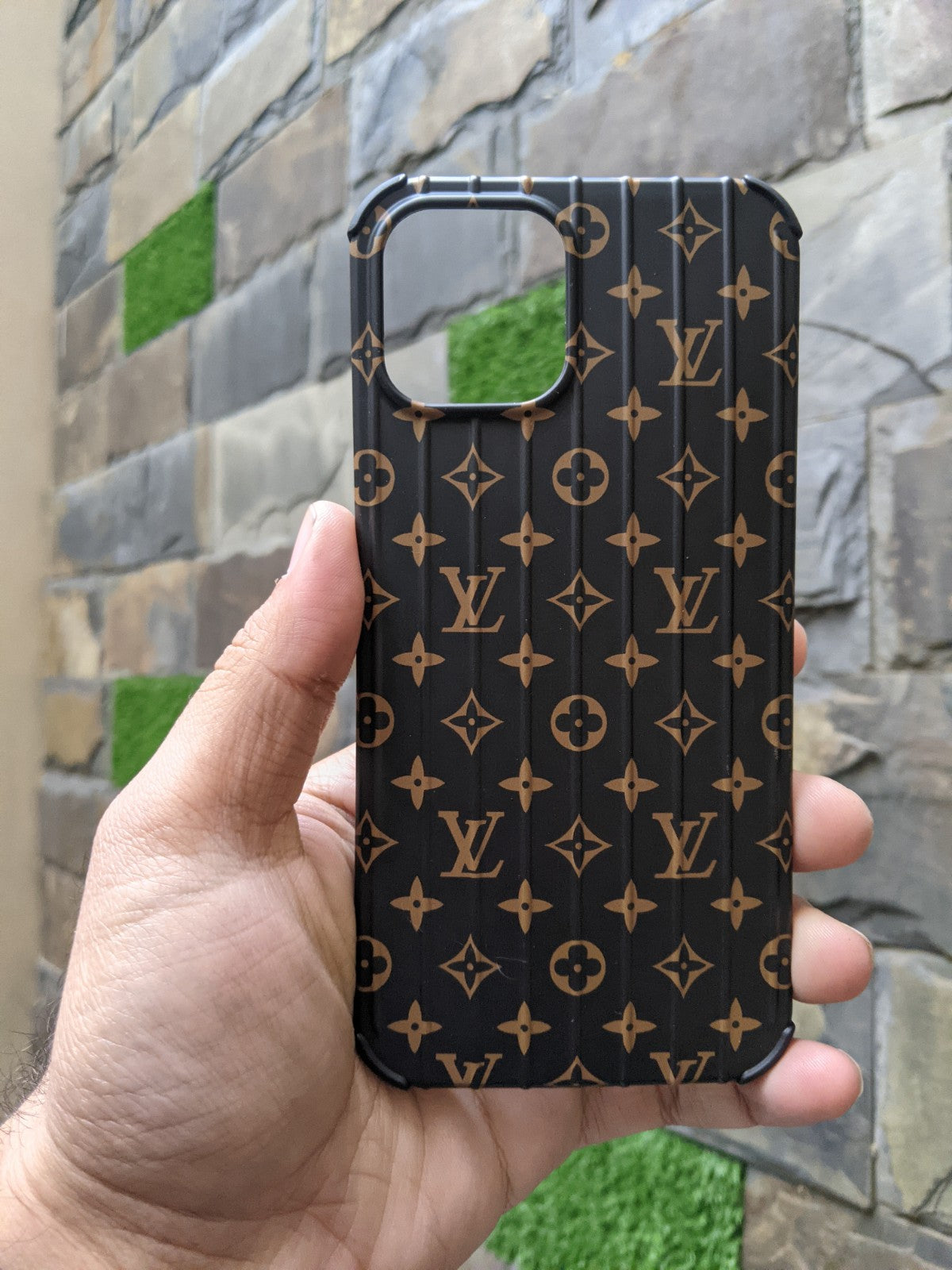 Louis Vuitton iPhone 12/12 PRO Bumper Dauphine Monogram Phone Case w/ Box