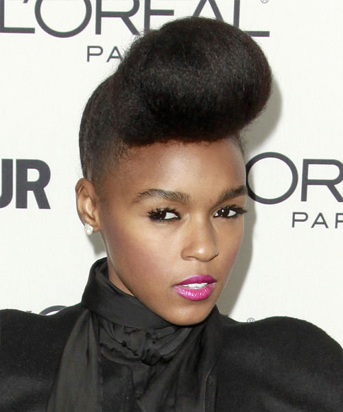 TRANSITIONING FROM RETOUCHED HAIR TO NATURAL HAIR FOR WOMEN OF COLOR.