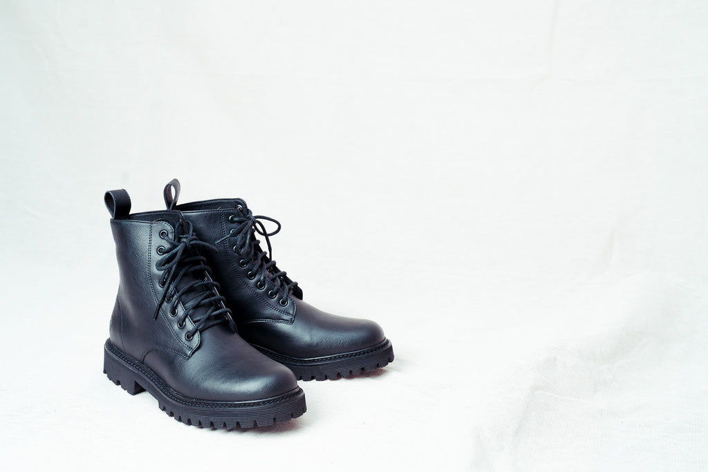 Noskin combat boots