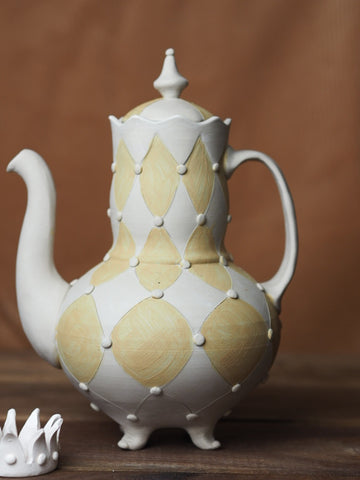 Lucy Be Ceramics; Teapot | Learn the art of teapots with Stone Studio Summer Masterclass Collaboration with Lucy Be