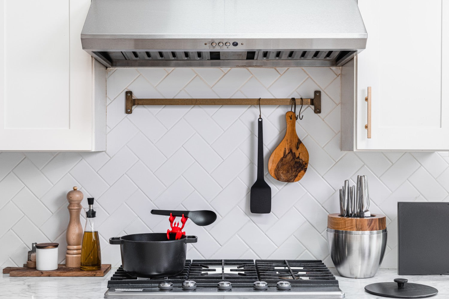 White modern kitchen with modern kitchen accessories