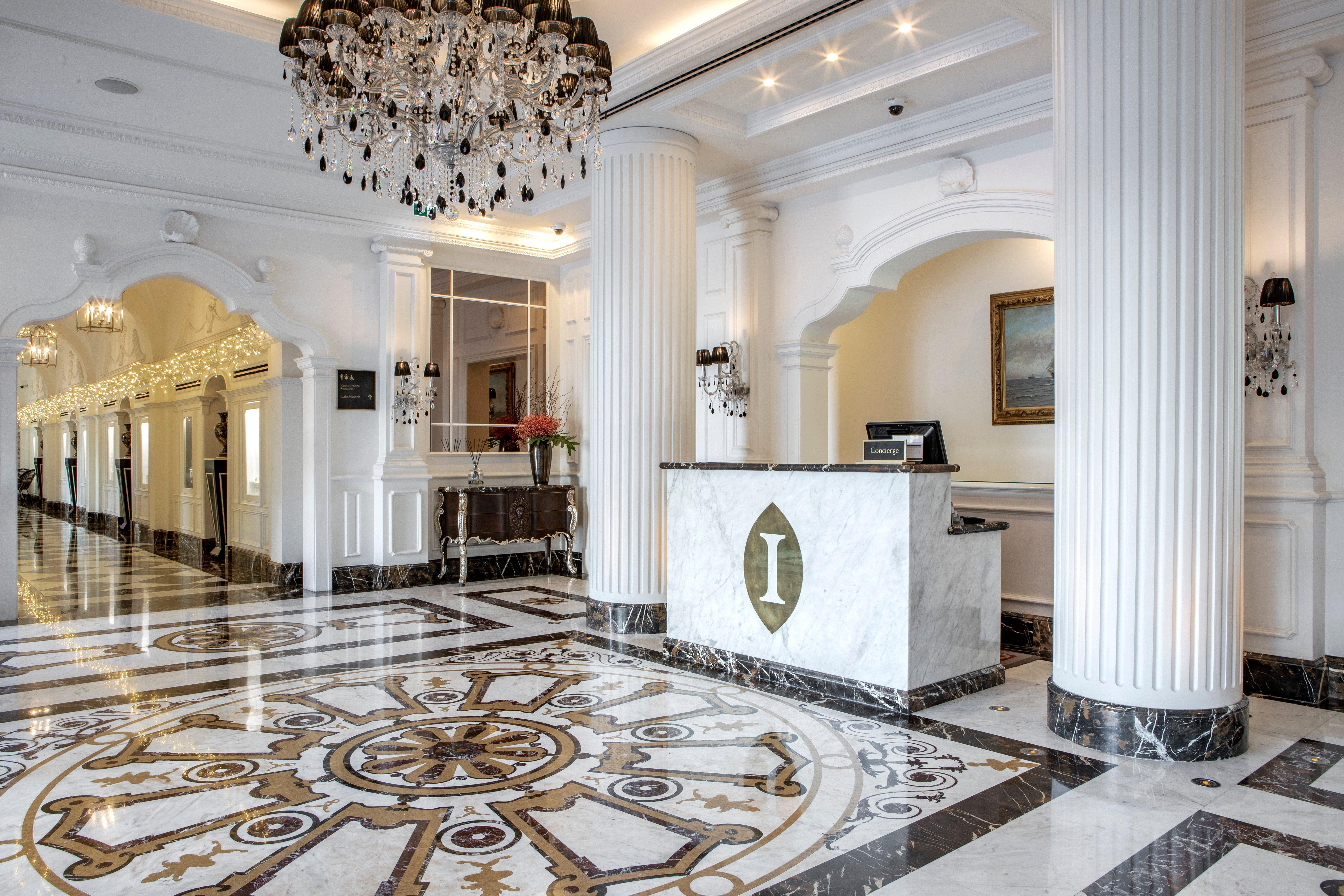 movich-hotel-banner-img1