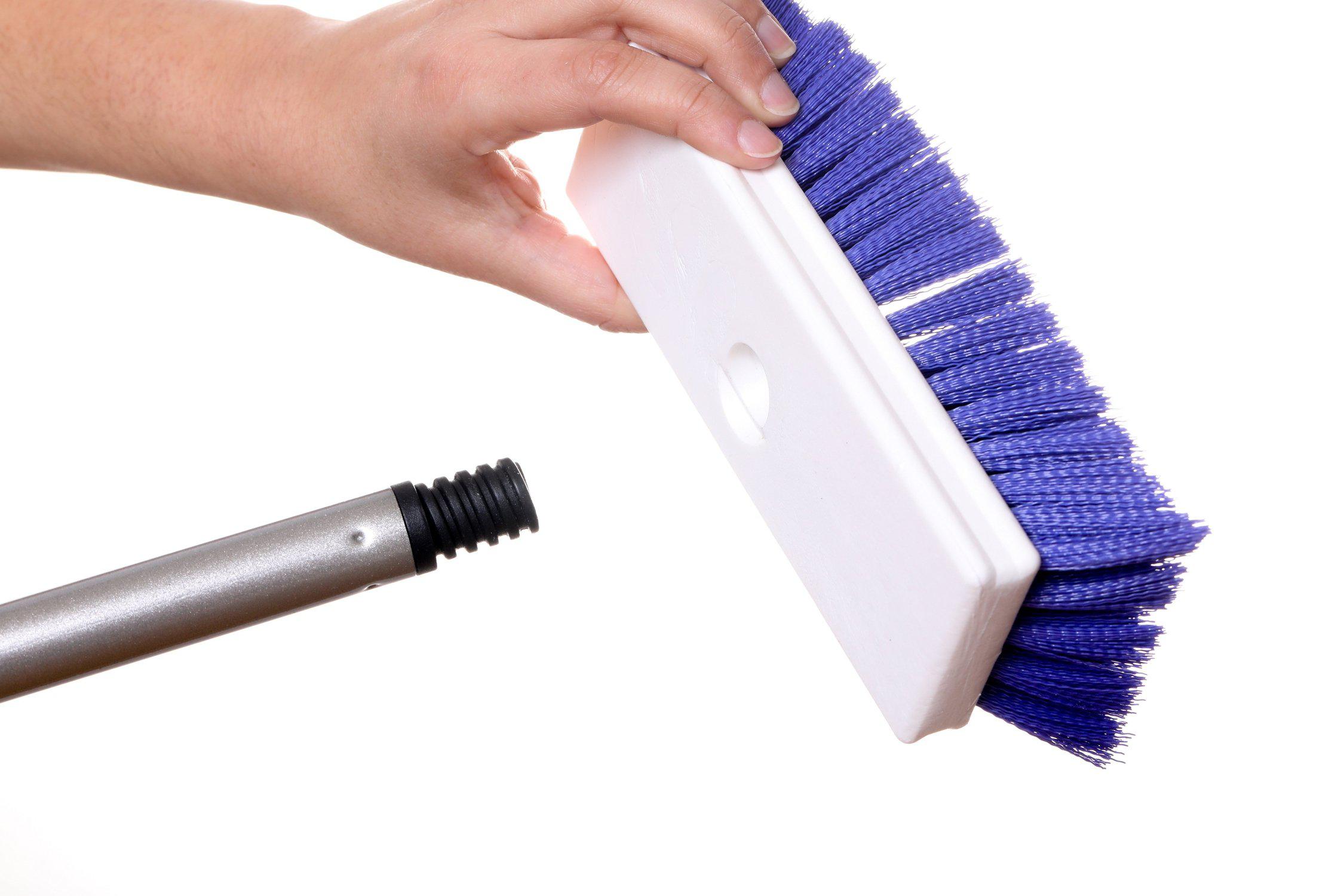 heavy duty scrub brush with handle