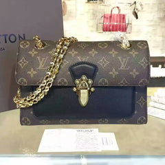 Louis-Vuitton-Victoire-Jimsandkittys-1 - JimsandkittysJimsandkittys