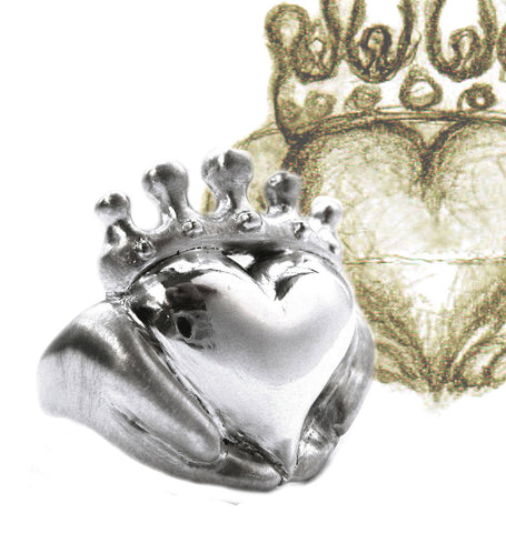 promise ring for her, promise ring, claddagh, celtic, irish, heritage, modern, chunky, rickson jewelry, real, luxury, sterling, gold