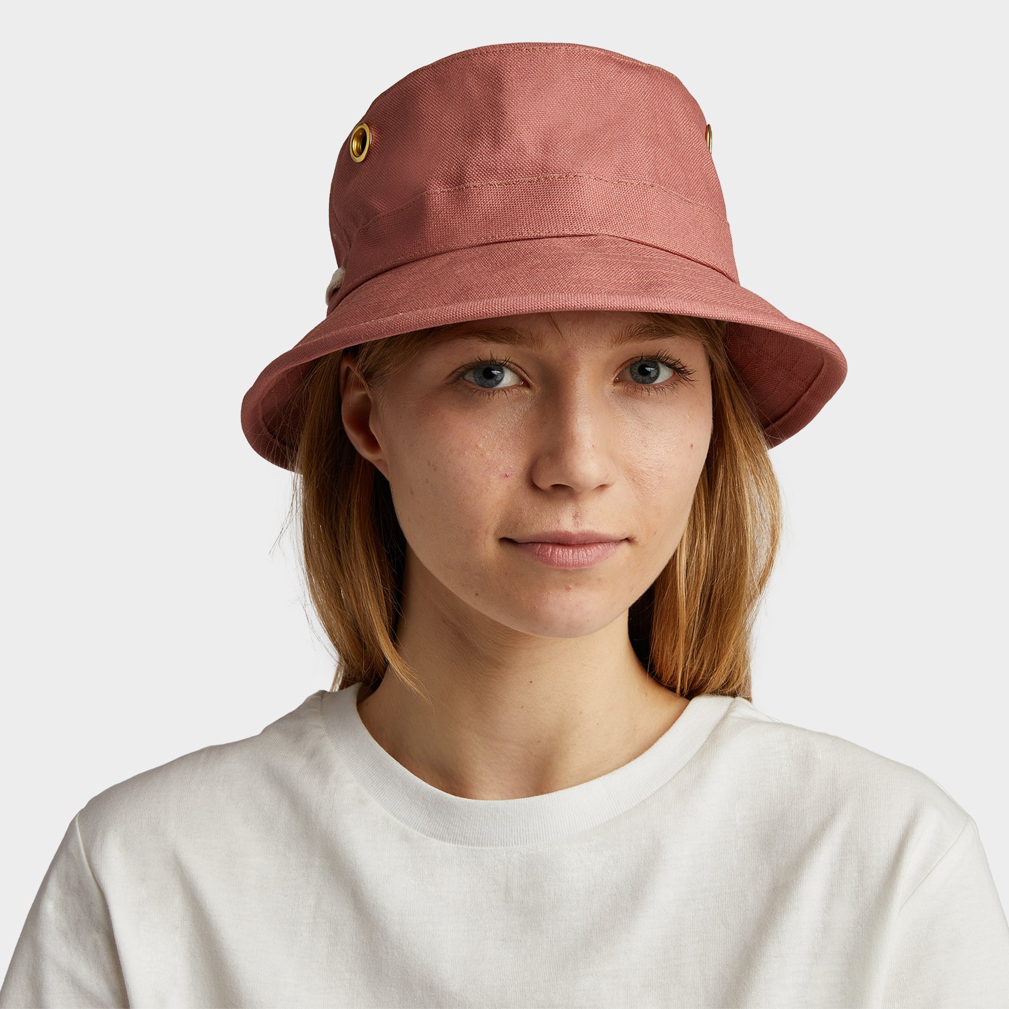The Iconic T1 Bucket Hat Red / 7 5/8
