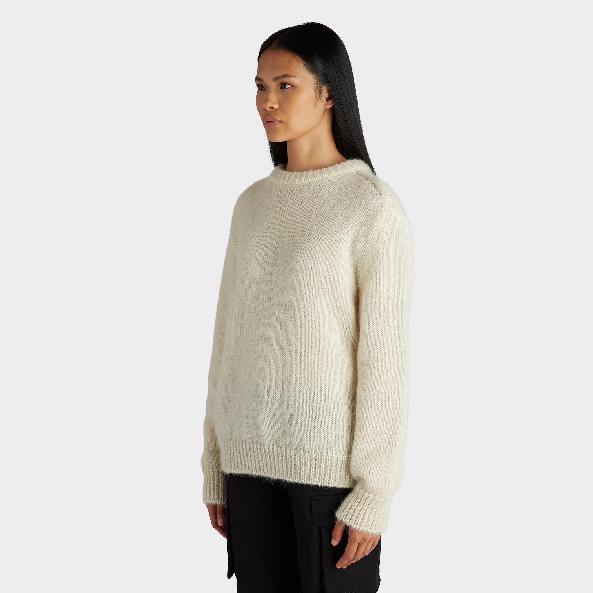Gaiam Women's Crewneck Black Plush Sweater / Various Sizes – CanadaWide  Liquidations