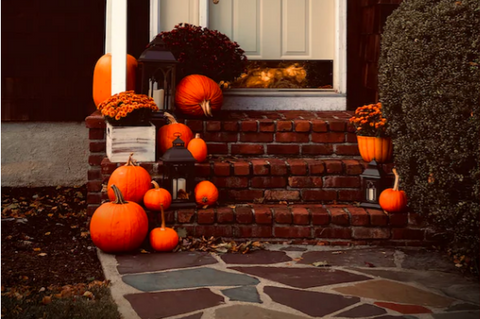 pumpkins on front door steps