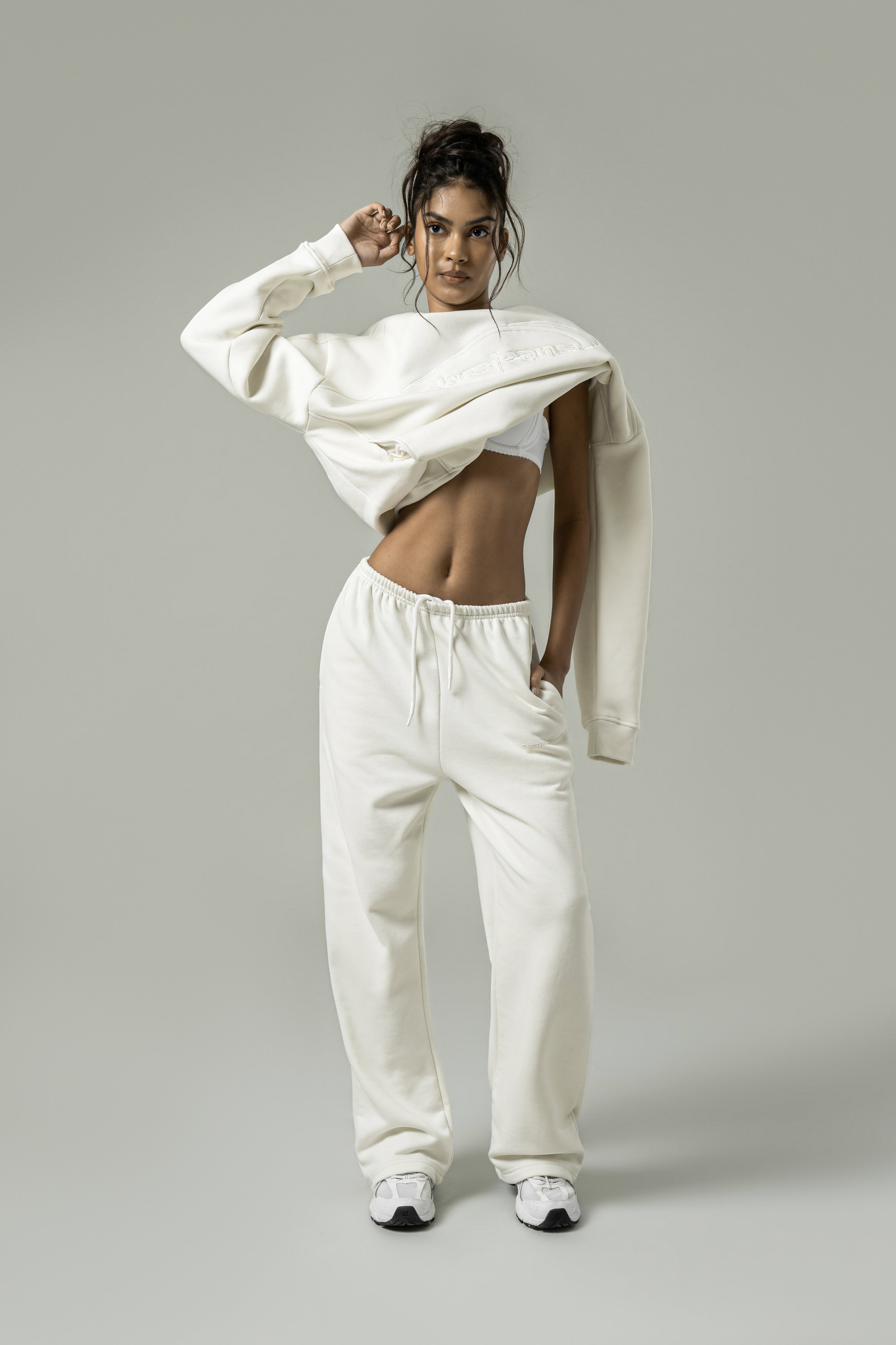 Official Wide Leg Sweatpants in Fume – SistersandSeekers