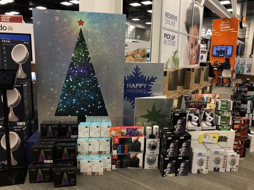 Best Buy Christmas Displays — Blast Media Inc