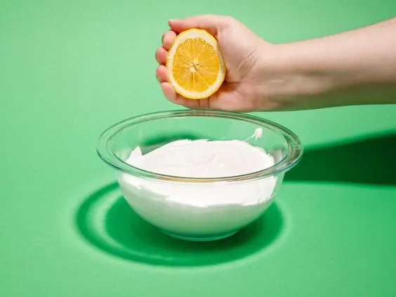 Pourquoi mettre du jus de citron dans un glaçage ?