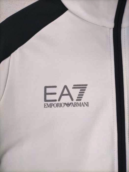 れなし】 Emporio Armani - EA7エンポリオアルマーニZIPｼﾞｬｰｼﾞの通販