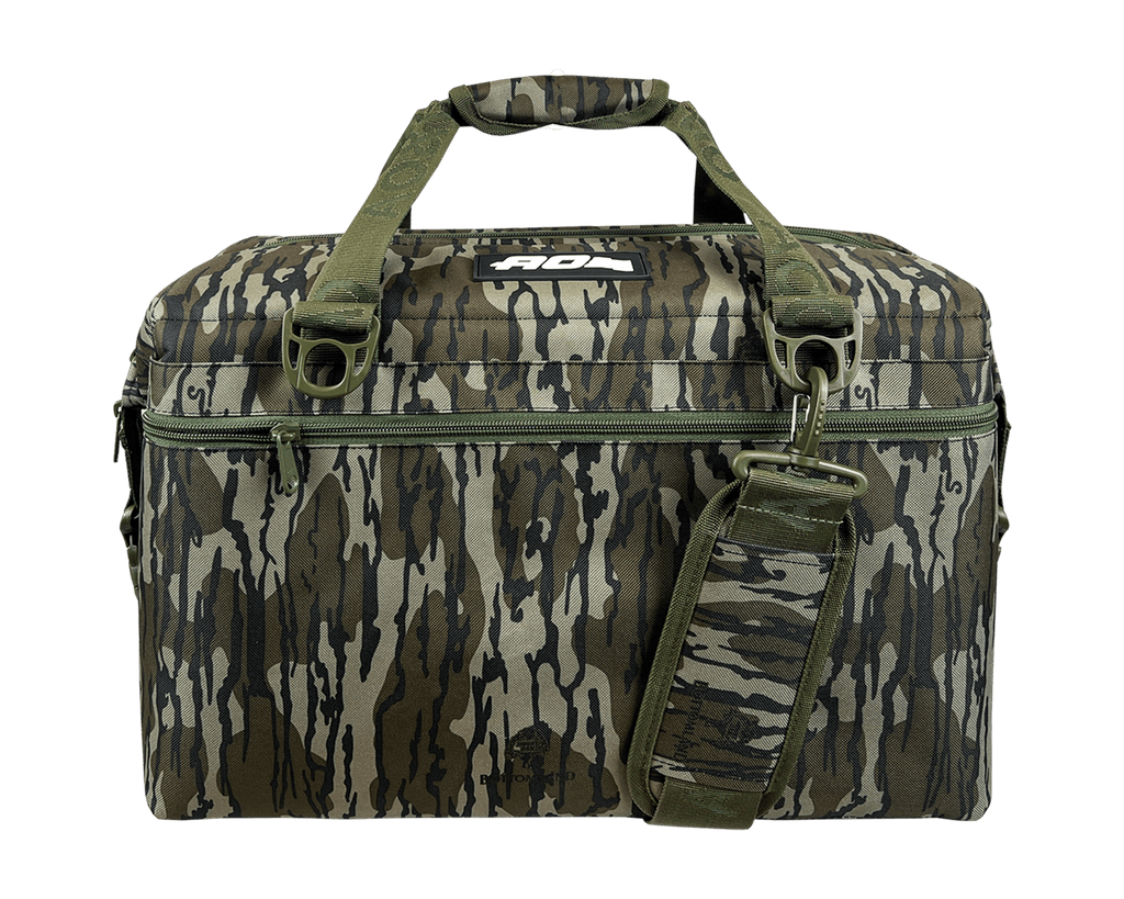 mossy-oak-bottomland-series-24-pack-cooler